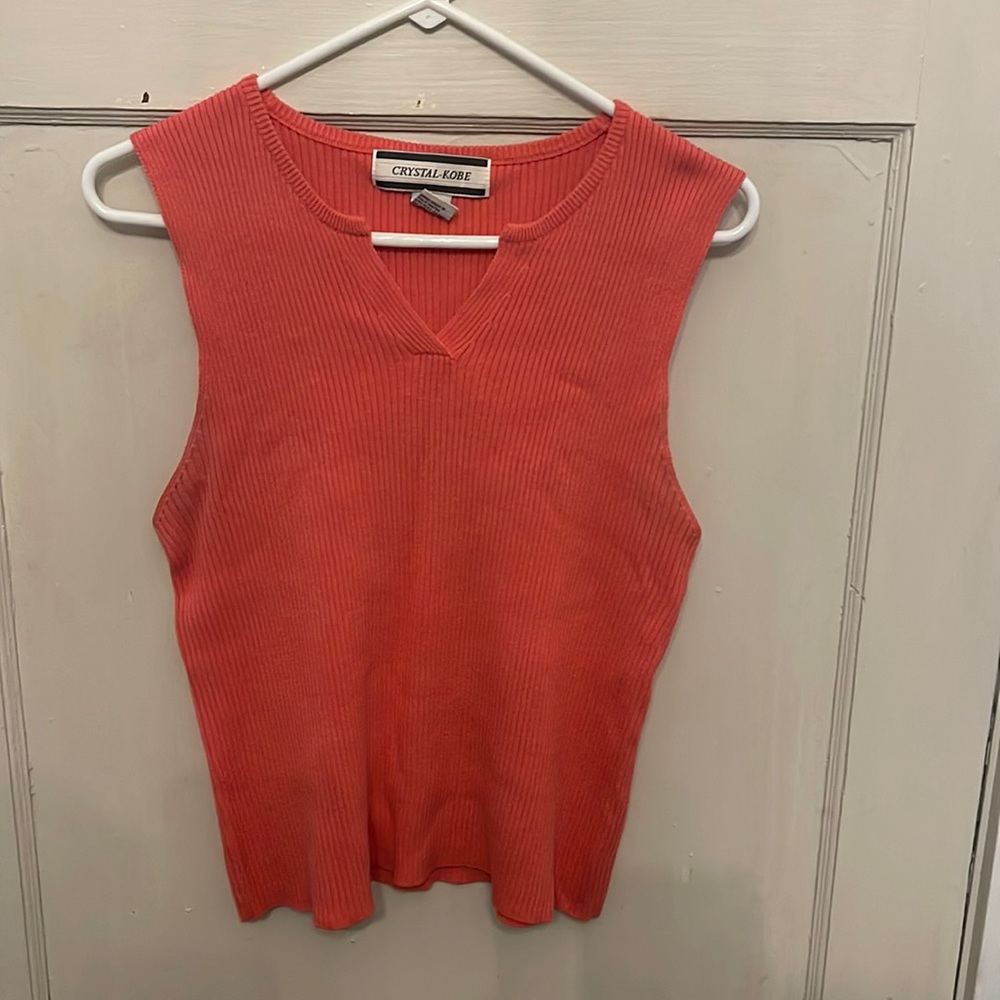 Crystal-Kobe orange coral sleeveless ribbed v-neck top. XL-PRETTY